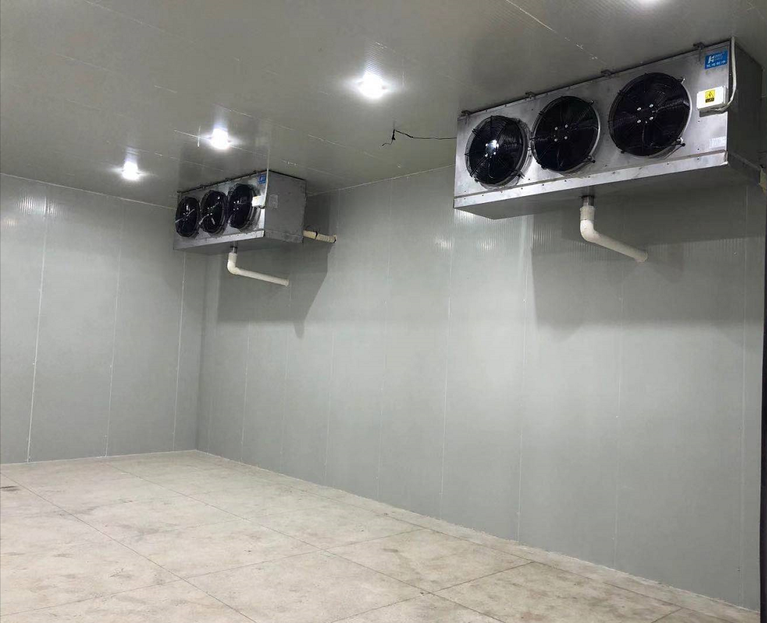 规格：150mm厚聚氨酯库板冷冻库