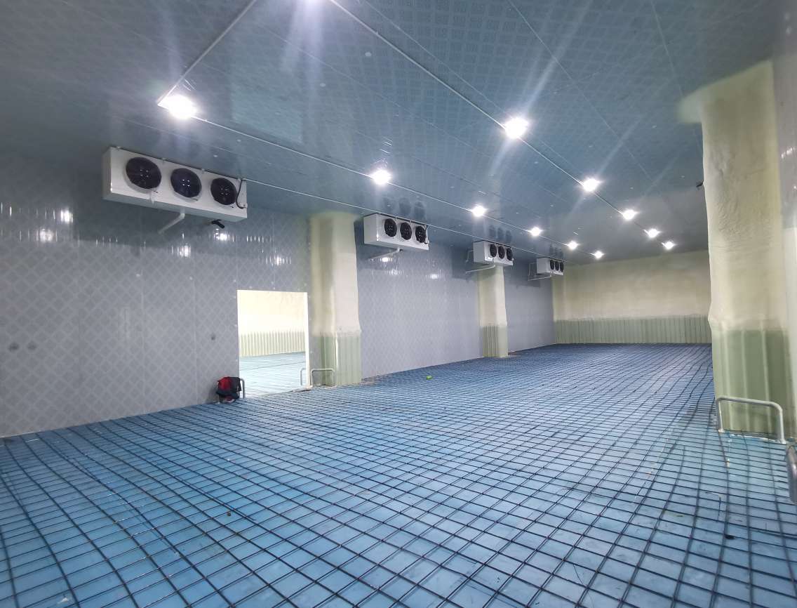 聚氨酯墙体及挤塑板地板